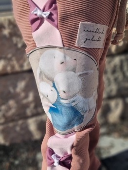 Patch / Aufnäher  - "Hasenmama mit Kids" - Taupe hell